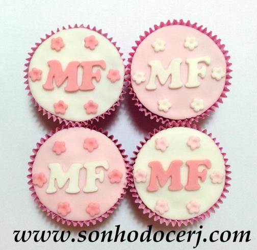 Blog_Cupcake_InicialComFlorzinha_1231[2]