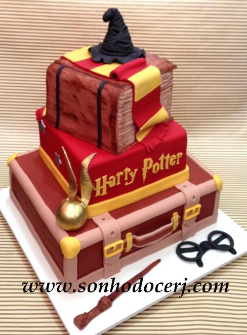 Blog_B173_Bolo_HarryPotter_Mala_Livro_3891[2]