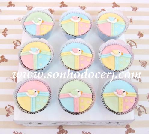 Blog_Cupcake_Passarinho_Fundo3Cores_ 041[2]
