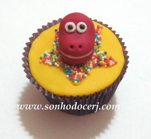 Blog_Cupcake_Barney_ 093[2]