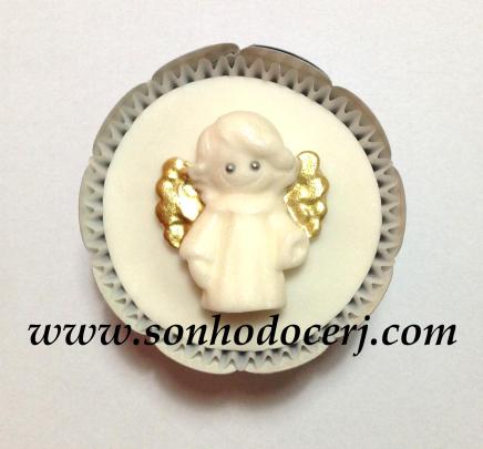 Anjinho com asas douradas! (B)