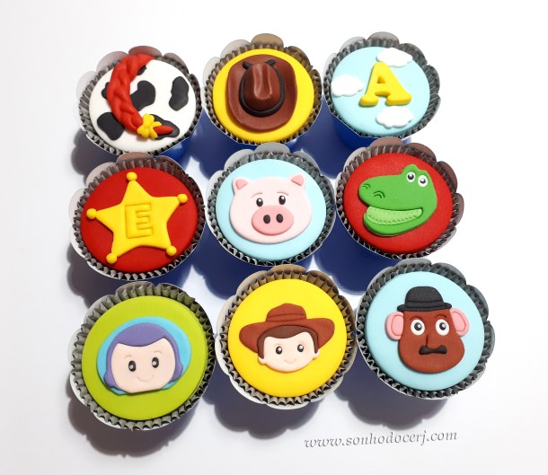 Blog_Cupcake_Toy story_165922[2]