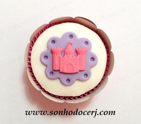 Cupcake Castelo das Princesas com 3 torres(C)!