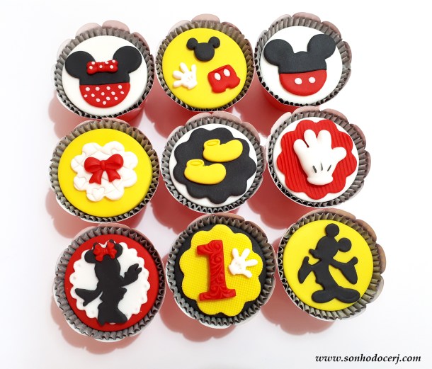 Blog_Cupcake_Mickey e sua turma_121532[2]