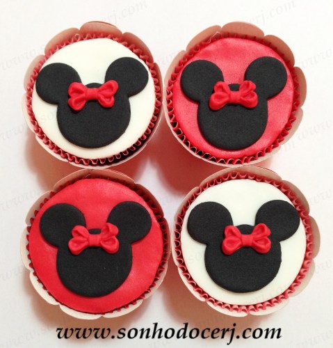 Blog_Cupcake_Minnie_Silhueta_Lacinho_2119[2]