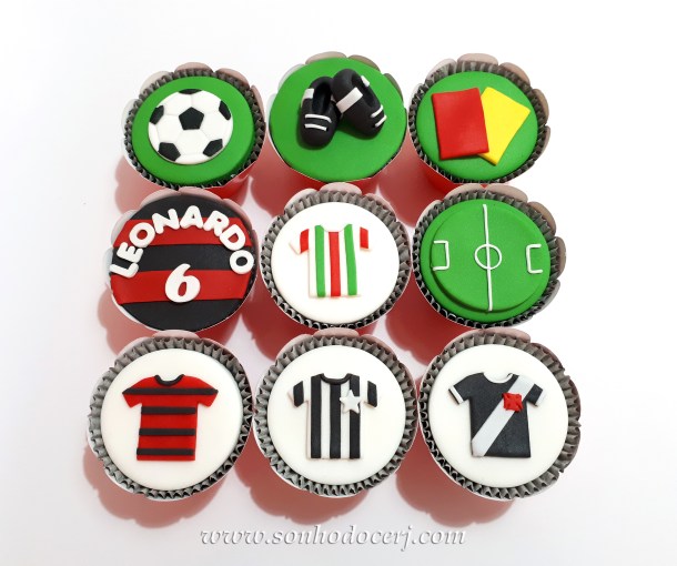 Blog_Cupcakes_Futebol_120201[2]