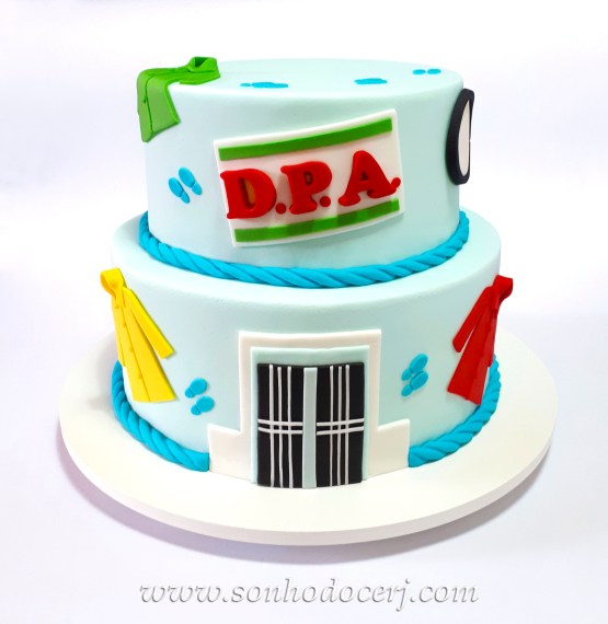 blog_b124_bolo_detetives do prédio azul_092538[2]