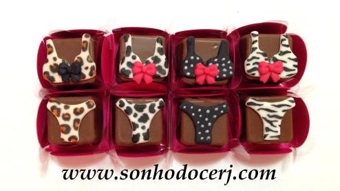 Bombons Modelados Chá de Lingerie pintados à mao! Estampas de Oncinha, Vaquinha, Poás e Zebrinha! Calcinha estampada(5), Sutiã estampo(6)
