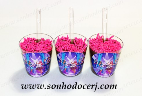 Blog_Brigadeiro Copinho_Rótulo Personalizado_Barbie_5877[2]