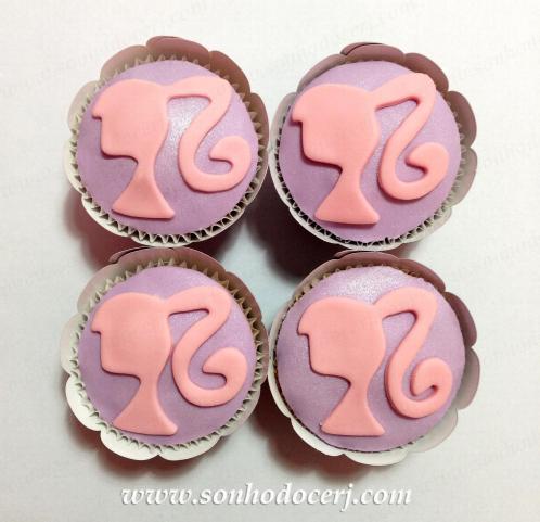 Blog_Cupcake_Silhueta Barbie_5912[2]