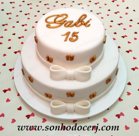 Blog_B266_Bolo_Números_15 anos_8985[2]