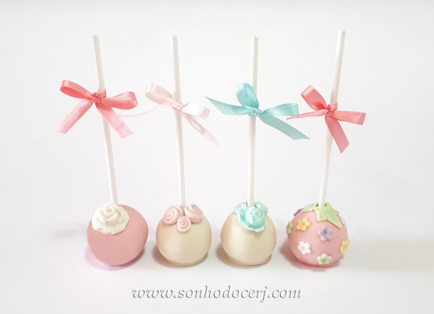 Blog_Cake Pops_132214[2]