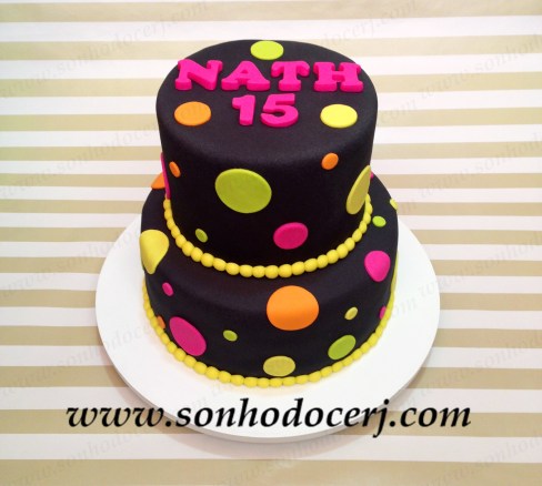 Blog_B284_Bolo_Neon_Bolinhas_7470[2]