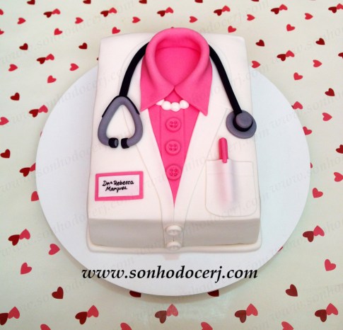 blog_b203_bolo_jaleco-de-medica_52952