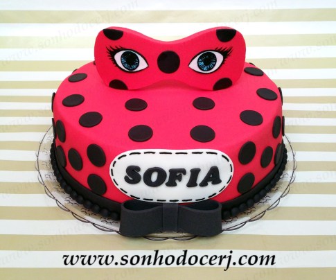 blog_b303_bolo_miraculous_ladybug_53892